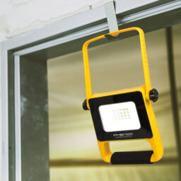 LED reflektor s akumulátorom 10W art.nr.18615