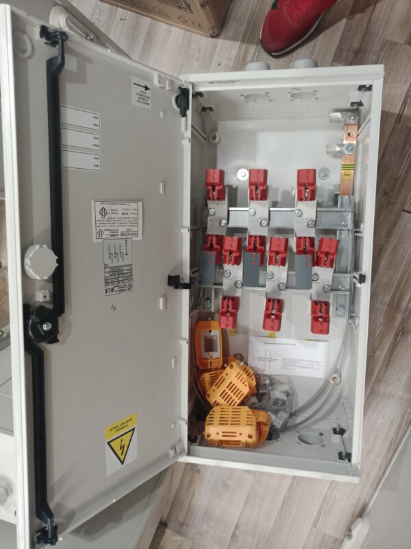 Poistková skriňa VRIS 2 K II P4 + KKP 240/240
