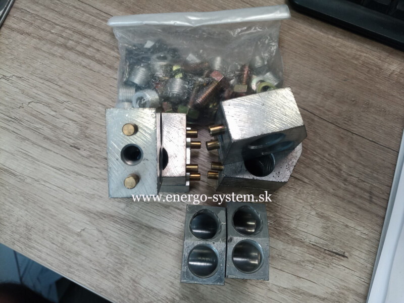 004625173 Pripojovací blok SPONKE SP800/3 3P - 6ks/set