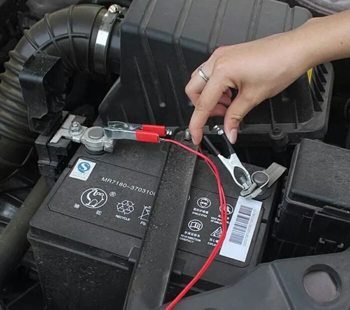 Autozásuvka 12V s krokosvorkami , cca 20cm kábel (D259H) 