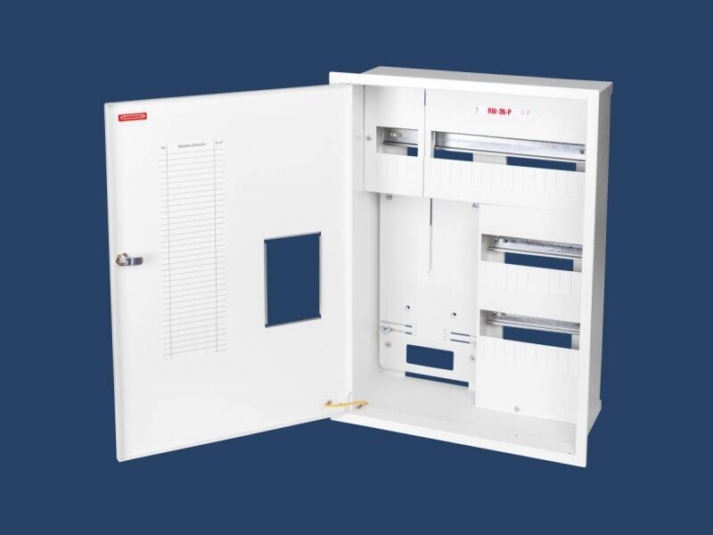 Zapustený elektromerový rozvázdzač s priestorom pre 36-modulov RW-36-P (bez okienka)