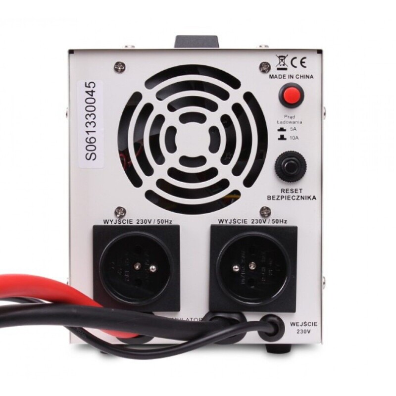 Záložný zdroj VOLT SINUS PRO 800 E 12/230V (500/800W) 3SP080012E