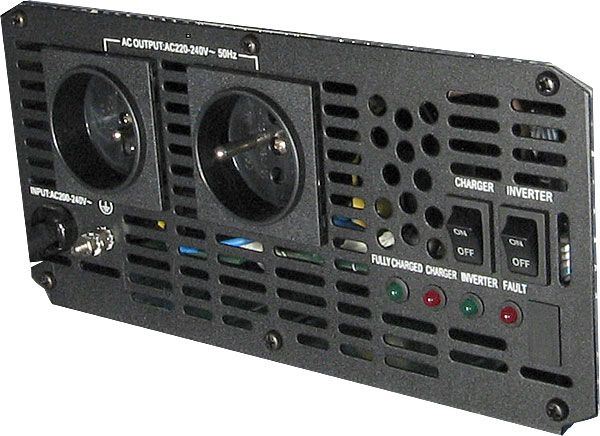 Menič napätia s UPS záložný zdroj 2000W DC12V/AC230V CARSPA CPS2000 , čistý sínus (G556B)