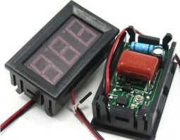 Digitálny panelový voltmeter LED rozsah 70-500VAC (R017G)