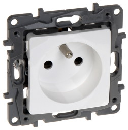 Niloé 764540 zásuvka 2P+T biela