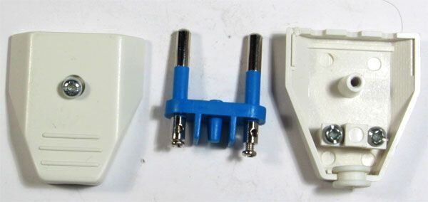 Vidlica 2P 2,5A/250V (L169)