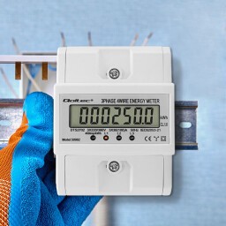 Digitálny elektromer Qoltec 50992 DIN 3-fázový 100A/400V 50Hz