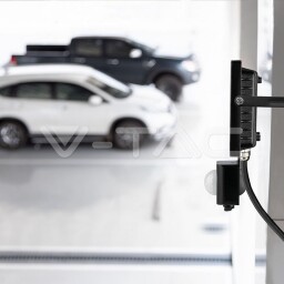 V-TAC LED reflektor so senzorom 20W SAMSUNG chip 1600lm 6000K čierny (453) VT-20-S - produkt s vadou : senzor pohybu nejde natočiť dolava