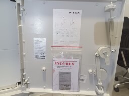 Staveniskový rozvádzač RB-4/32A/3x16A/KS Incobex R6E33-0001-001 (1x32A/5pól. , 1x16A/5pól. + 2x 16A/250V)